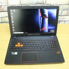 ASUS ROG I5 REPUBLUC OF GAMRES