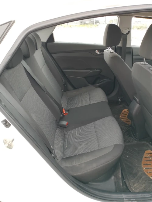 Hyundai Accent RB  4 portes 2018 Accent RB  4 portes