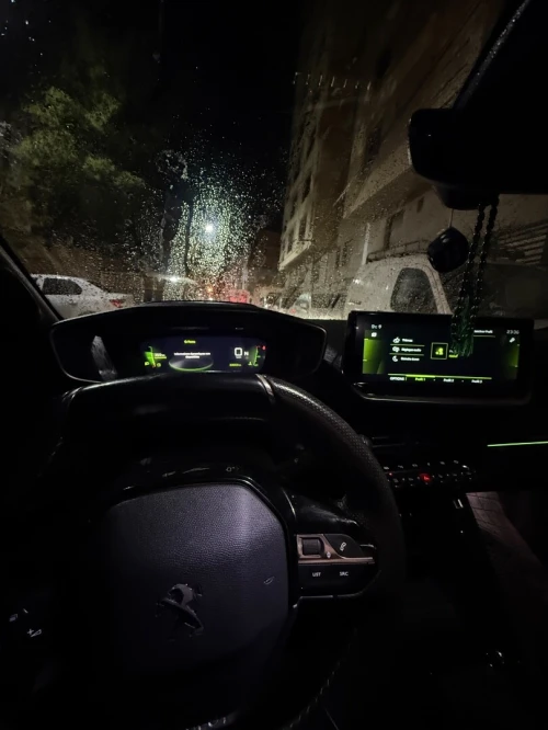 Peugeot 208 2022 GT la tout Option