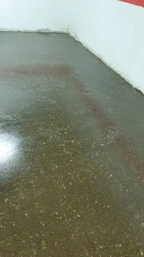 Revêtement de sol industriel en epoxy 