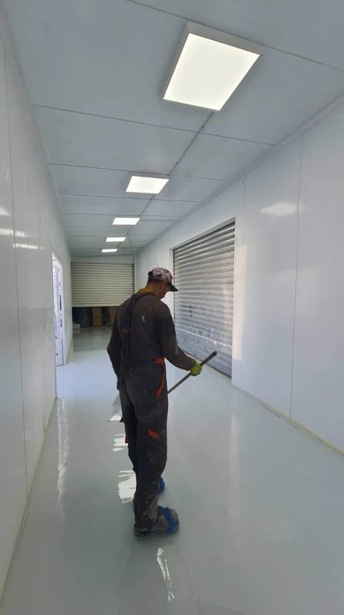 Revêtement de sol industriel en epoxy 