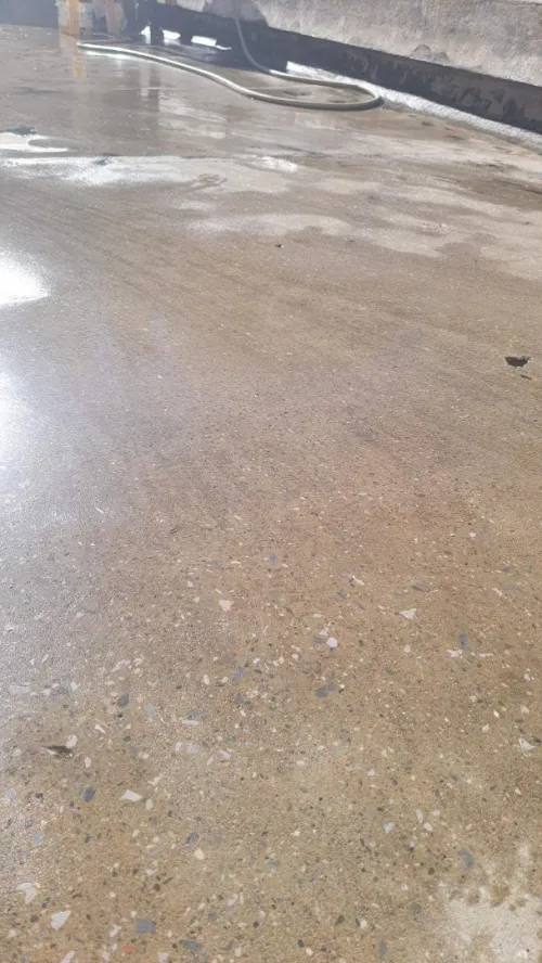 Revêtement de sol industriel en epoxy 