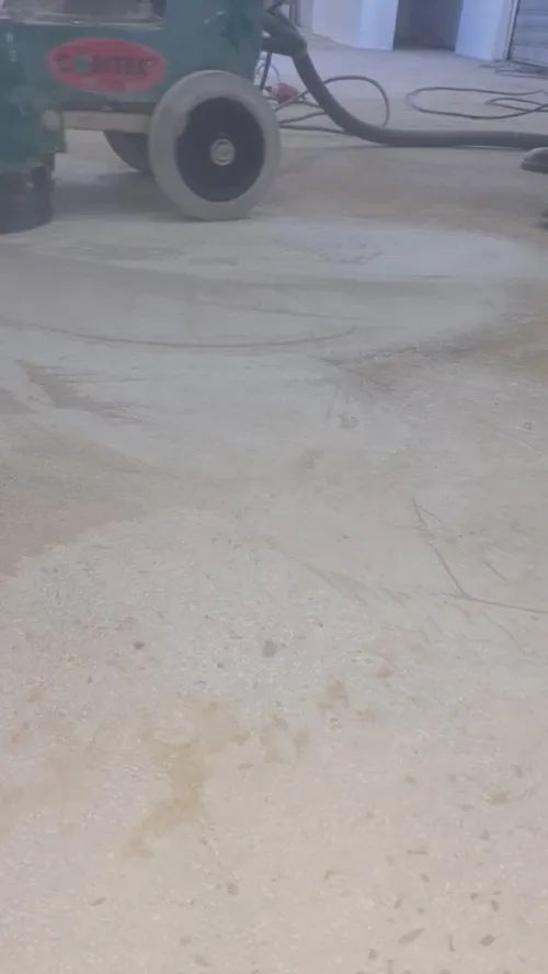 Revêtement de sol industriel en epoxy 