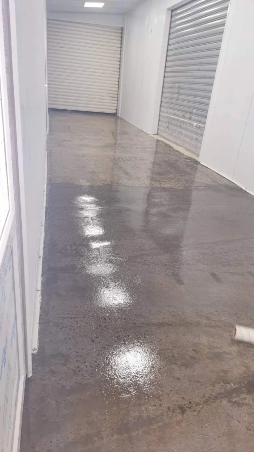 Revêtement de sol industriel en epoxy 