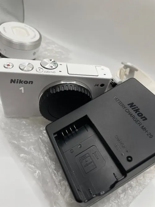 Nikon 1 j4