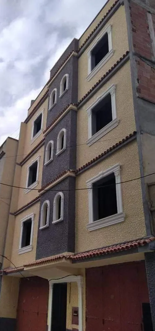 Décoration Et revêtement des façades extérieur et tout type des produits 