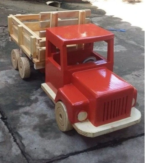 jouet voiture en bois 