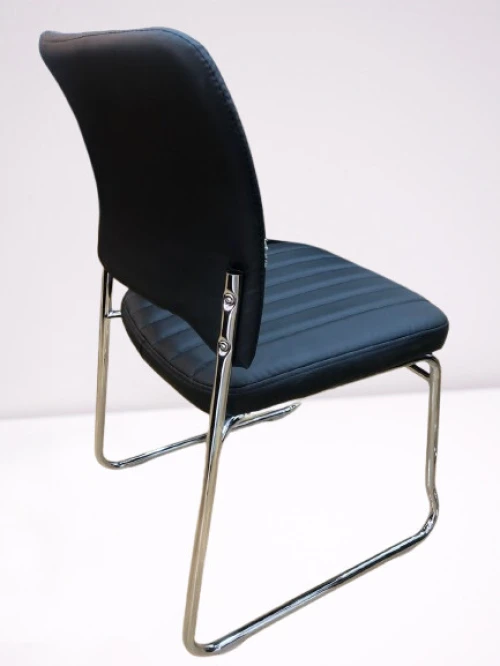 Chaise Visiteur en SKY noir Sans Accoudoirs 