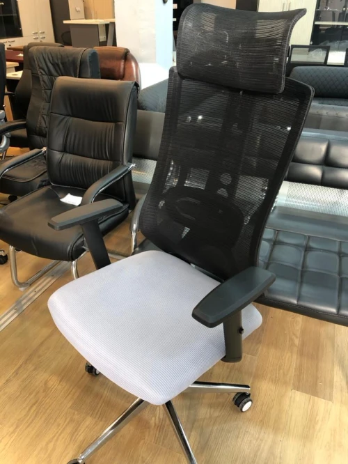 Chaise Opérateur Ergonomique en Filet avec Repose-tête ,des Accoudoirs et un Soutien dorsal réglable