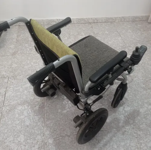 Chaise roulante électrique 