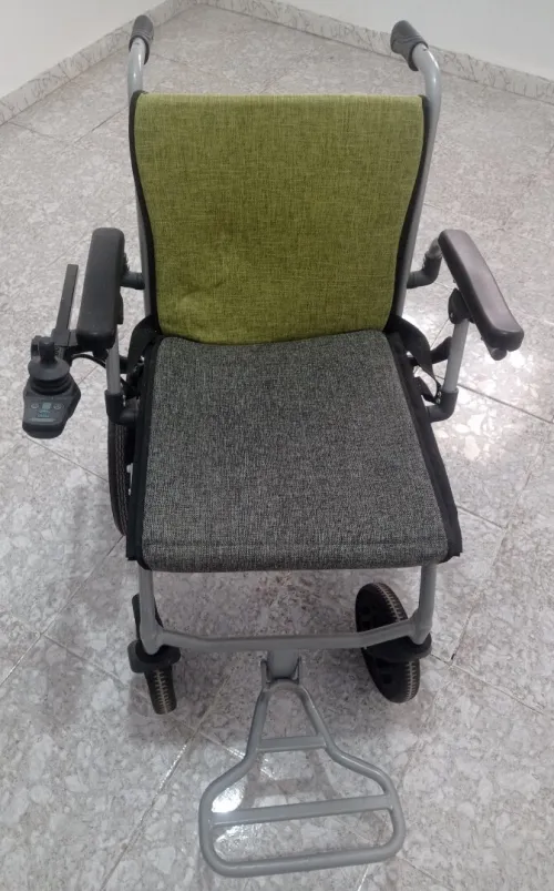 Chaise roulante électrique 