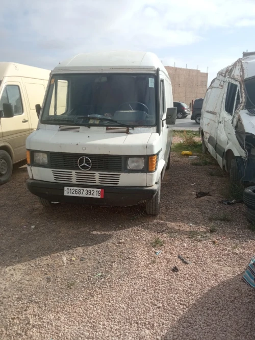 Mercedes 207d 1992
