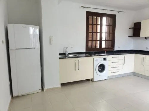 Location Appartement Niveau de villa F5 Alger Draria