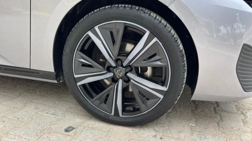 Peugeot 308 2024 Allure Pack