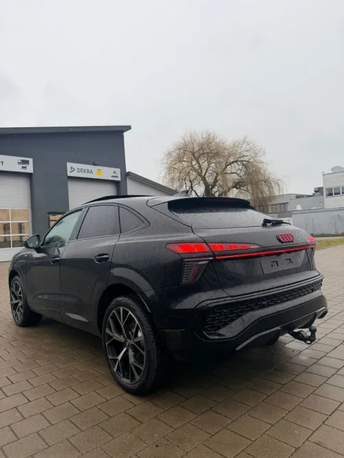 Audi Q3 2026 Sline