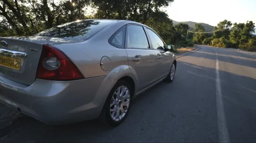 Ford Focus 4 portes 2008 Focus 4 portes