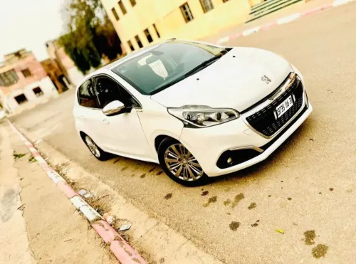 Peugeot 208 2016 Allure Facelift