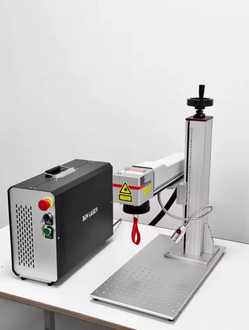  مكينة الطبع و تقطيع على الذهب و الفضة machine gravure laser 