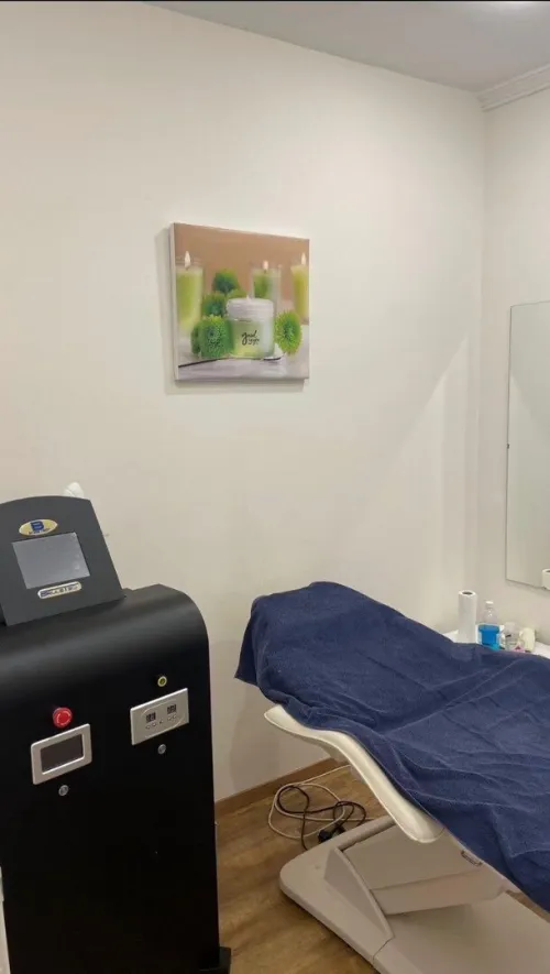 Appareils Épilation Définitive & Soins Esthétiques 3-en-1 BPURETECH ( très bon états )
