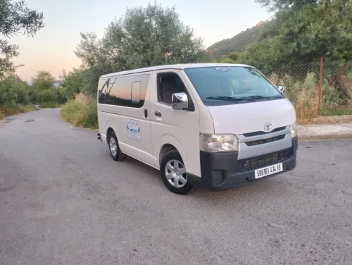 Toyota Hiace 2014