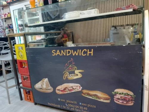 matérirl fast food