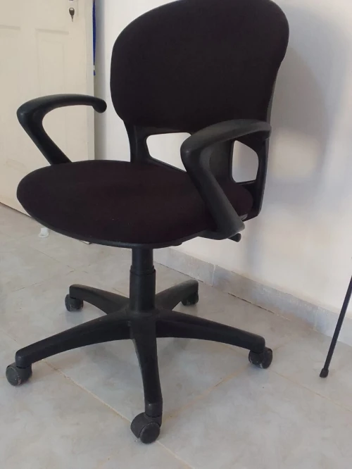 Chaise de Bureau robuste كرسي مكتب قوي ومتين