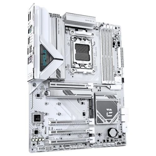 GIGABYTE B850 EAGLE ICE - CARTE MÈRE ATX - SOCKET AM5 - 4 X DDR5 - 1 X PCIE 5.0 X16 - 3 X M.2 NVME - LAN 2.5GBE - USB 3.0 - WHITE