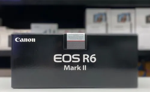 CANON EOS R6 MARK II - APPAREIL PHOTO HYBRIDE - WI-FI - BLUETOOTH - 24.2 MP 4K - CMOS - TACTILE -NU