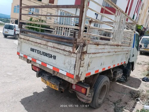 Mitsubishi Canter fuso abenne 2013
