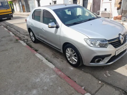 Renault Symbol 2018 Collection
