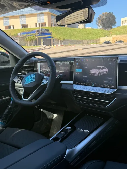 Volkswagen Passat 2025 Pro