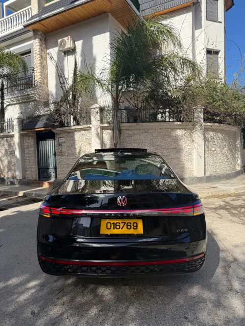 Volkswagen Passat 2025 Pro