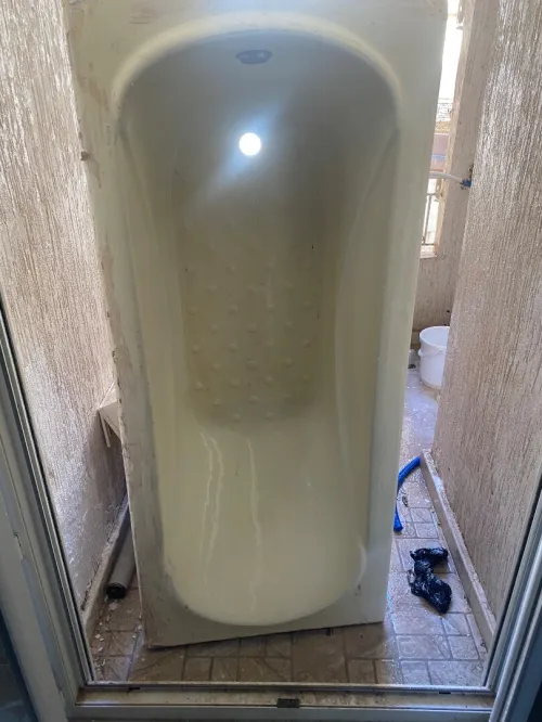 Baignoire et lavabo
