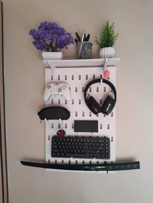 Pegboard ( setup organizer )