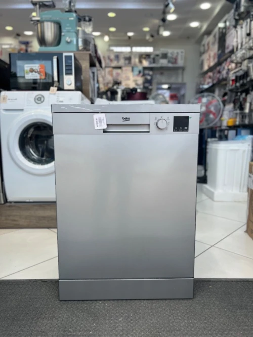 Lave-vaisselle BEKO SDVN05321S pose libre (13 couverts, 60 cm)
