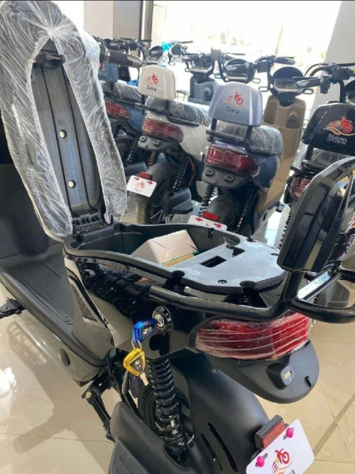 moto electrique Dora Dora 2025