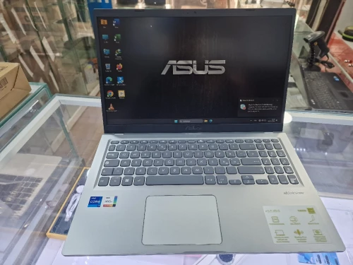 -VENDU- ASUS Vivobook F515E i7 11eme