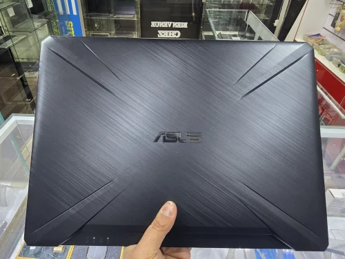 ASUS TUF Gaming FX505D Ryzen 5 3550H 16G/250G SSD+512G HDD / GTX 1050 3G