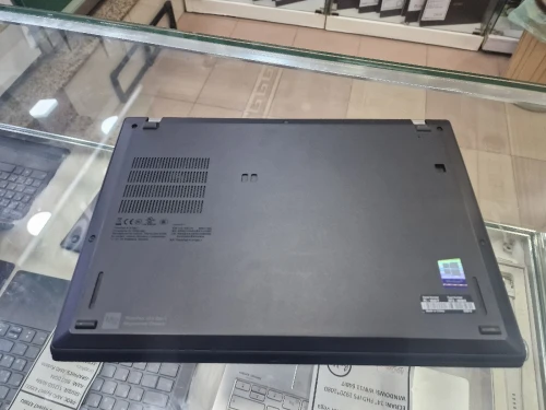 -VENDU- Thinkpad x13 Gen 1 i7 10eme 16G/512SSD