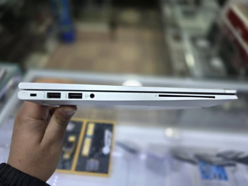 -VENDU- HP Elitebook 840 G7 i5 10eme 8G/512G TACTILE