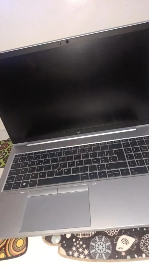 HP ELITBOOK