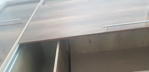 vend 2 armoires encastrées