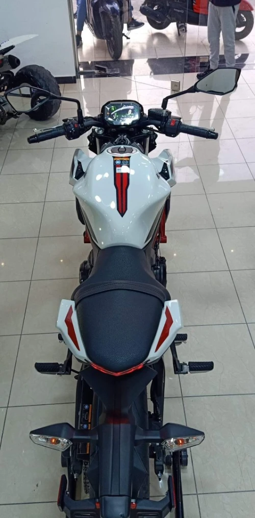 Kawasaki Z650 2022