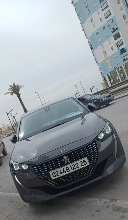 Peugeot 208 2022 Allure Facelift