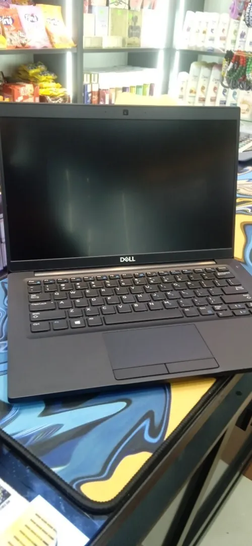 Dell latitude 7390