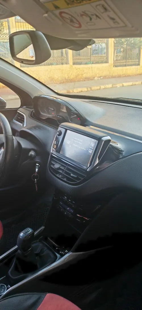 Peugeot 2008 2015 Erg