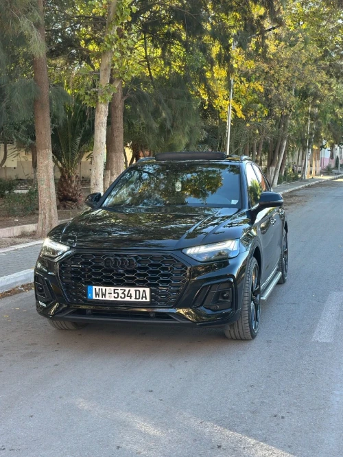 Audi Q5 2024 S-line quattro