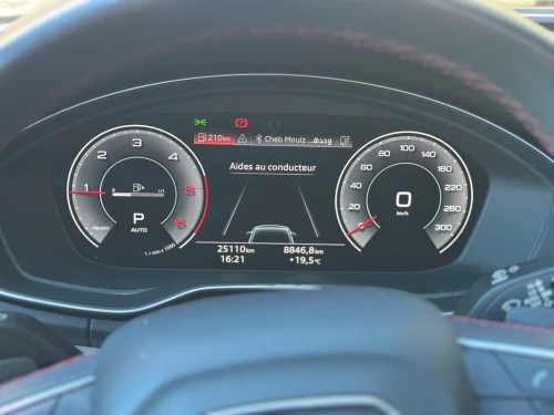 Audi Q5 2024 S-line quattro