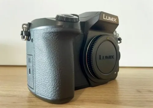 LUMIX G80