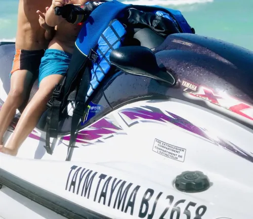 jet ski 